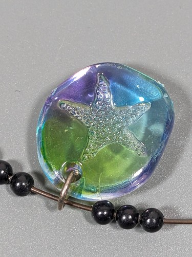 Beachy Coastal Starfish Acrylic Rainbow Pendant Choker Collar Necklace 14 inch - Picture 8 of 9