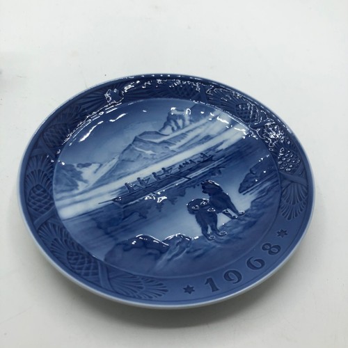 Piatto Natale Royal Copenhagen 1968 Kai Lange "L'ultimo Umiak" ottime condizioni - Foto 2 di 5