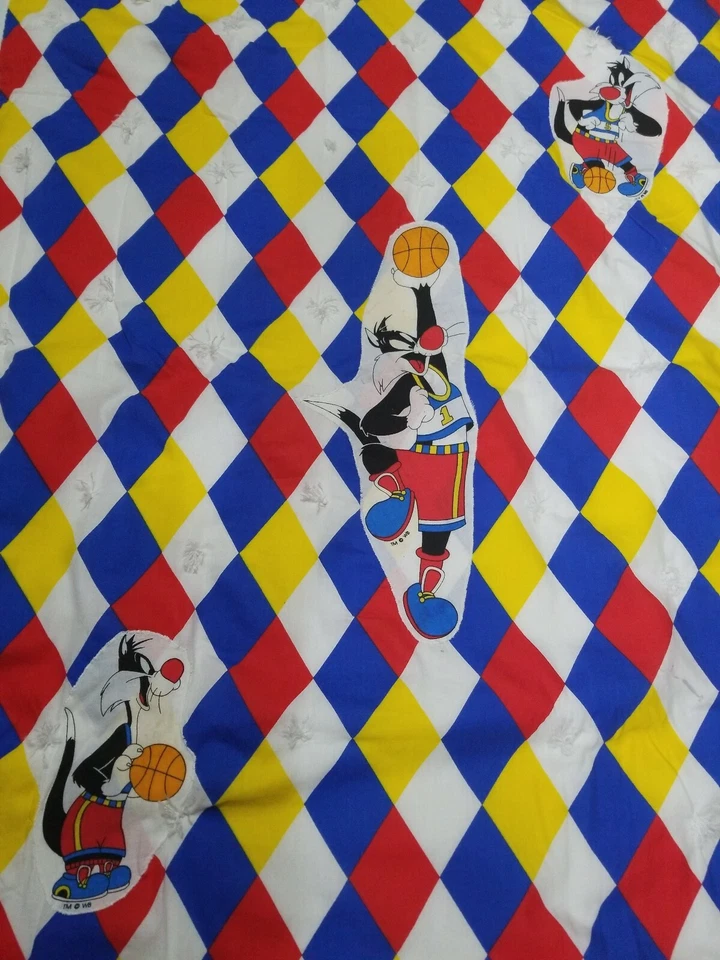 Vintage SPACE JAM WARNER Bros Looney Tunes Sylvester Basketball handmade quilt - Image 3 of 4