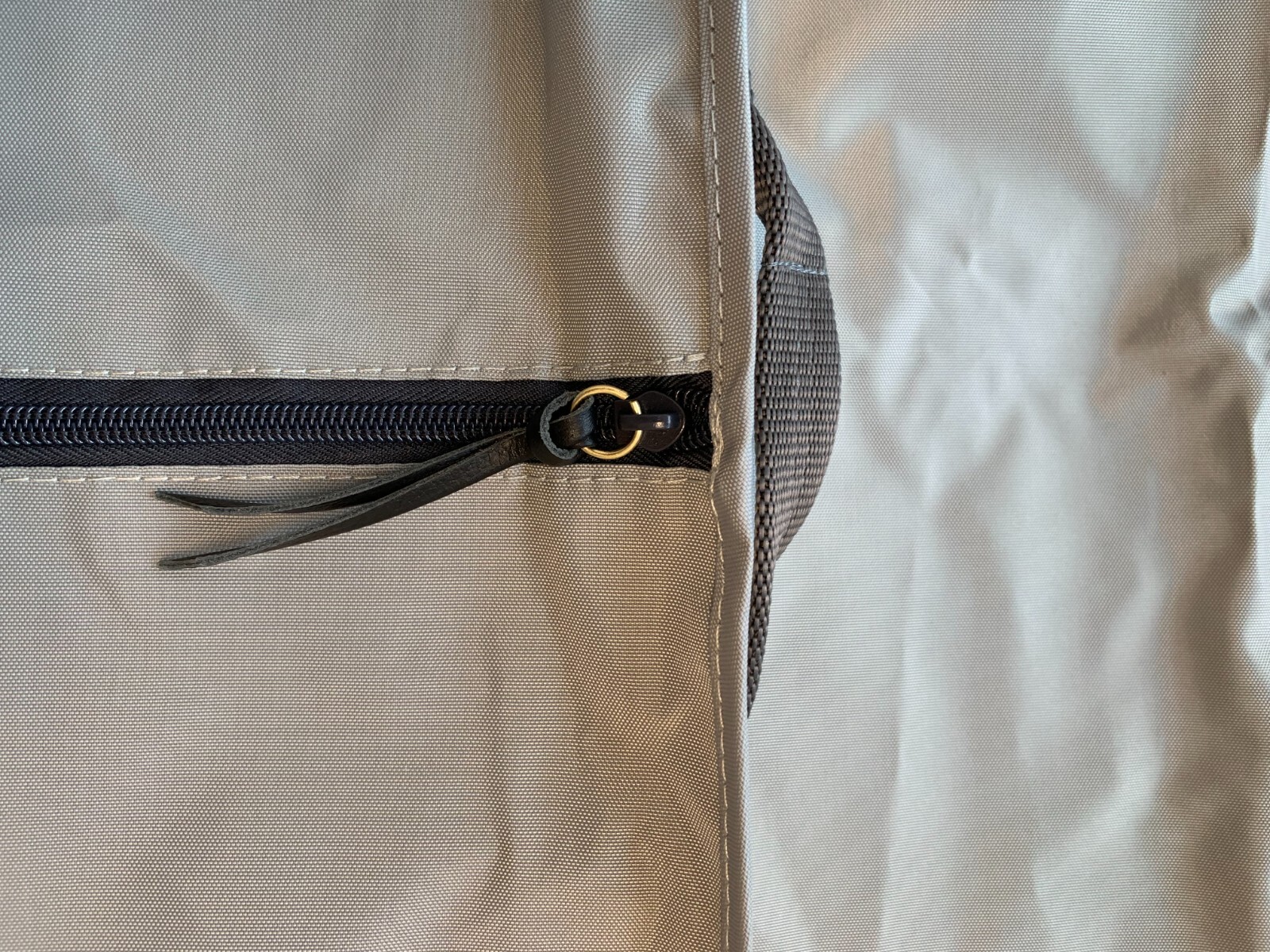 Picture 4 of 5