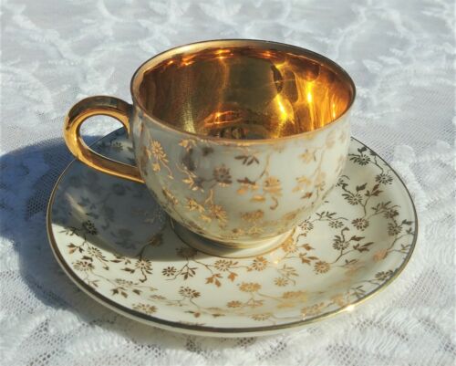 Vintage KUTSCHENREUTHER Selb Bavaria Germany "Jewel" DEMITASSE TEACUP & SAUCER - Picture 2 of 6