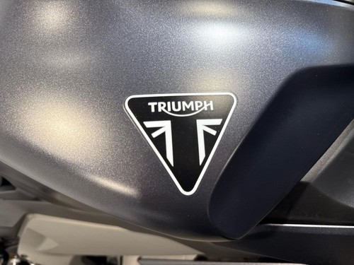 Triumph Daytona 660 - Picture 12 of 20