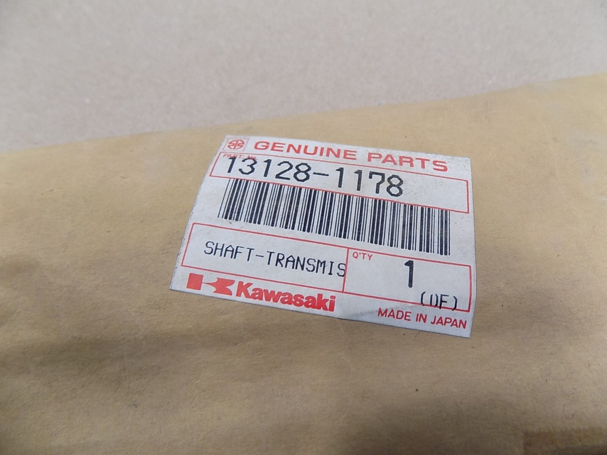 NEW OEM KAWASAKI SHAFT TRANSMISSION OUTPUT / 13128-1178
