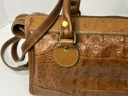 Bolso para mujer Brahmin de cuero marrón reptil texturizado tono dorado herrajes de colección - Imagen 4 de 17