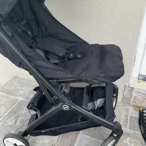 Cybex Libelle Stroller Ultra Lightweight Compact Stroller - Moon Black - Picture 5 of 14