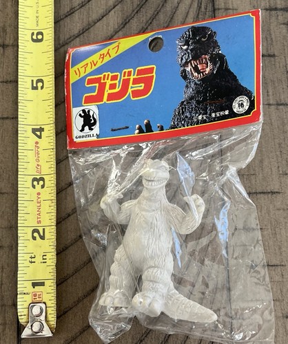 Yamakatsu Godzilla Keshi 3” Mini Figure - Picture 5 of 6