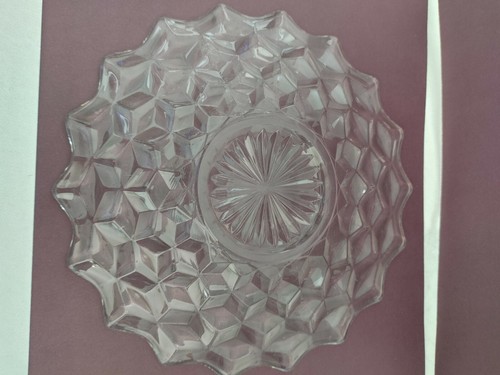 Set of 2 Glass Salad Plates Diamond Pattern 7.5" - Bild 2 von 3