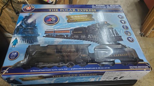LIONEL The Polar Expres  Ready-To-Play Train Set 7-11803 open box with batteries - Picture 4 of 14