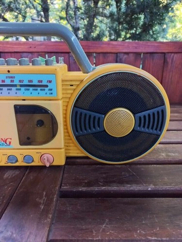 Philips Roller Moving Sound D 8007 iconic boombox in yellow and grey color - Picture 4 of 9