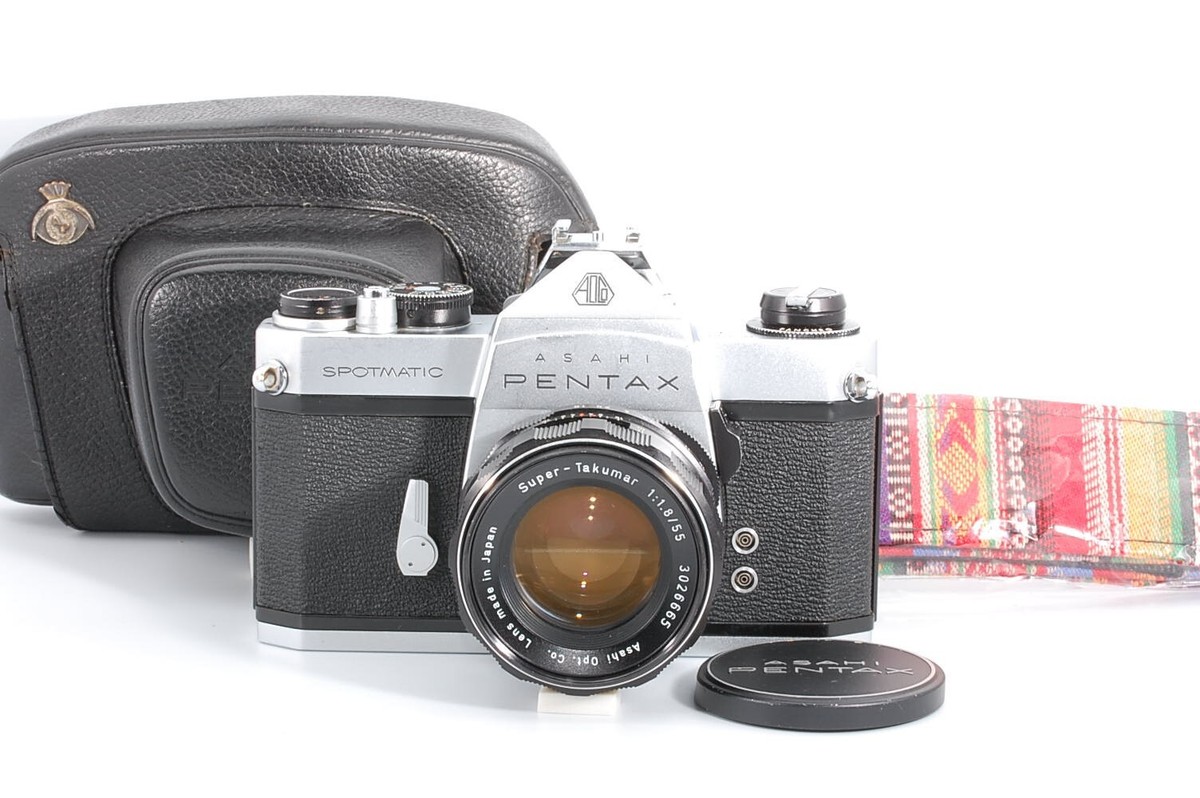 【美品】PENTAX SP ・ Super Tskuar 55mm F1.8 Asahi Pentax SP Super Takumar 55mm f1.8 W/ Case Strap [Exc+3