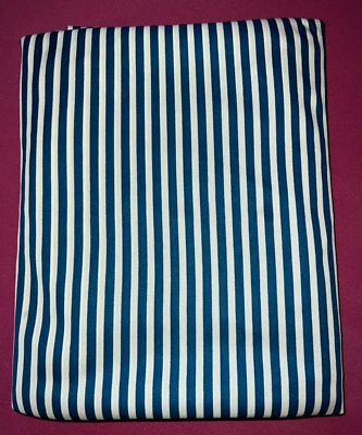 Tissu vintage jersey rayé bleu roi et blanc larg 150 cm x H 240 cm réf C486 - Photo 1/4