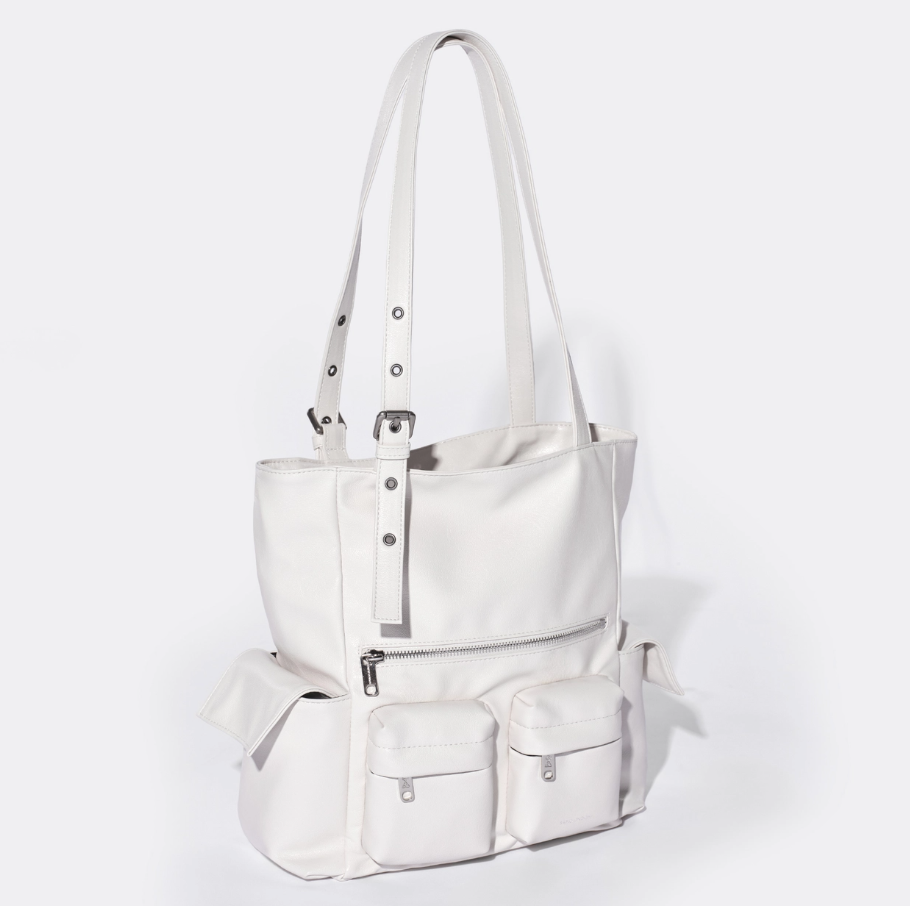 【SAMO ONDOH】韓国人気新作★ Pocket Shopper Bag M SAMO ONDOH Pocket Shopper Bag M GOAT, Cream (100% Authentic