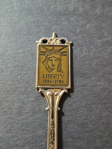 Vintage 1982 Souvenir Spoon Liberty 1886-1986 Nickel Silver Keep the Torch Lit - Picture 2 of 6