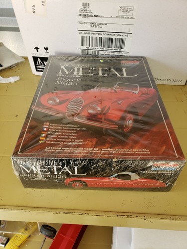 Monogram Jaguar K120 Model Kit 1:24 Scale DieCast Metal Plastic Parts Sealed Box - Picture 2 of 6