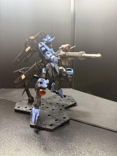 Zusammengebaut bemalt MG 1:100 Gundam Vidar 339 von Japan Creater - Bild 11 von 19
