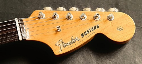 Fender Japan MUSTANG MG65 White Electric Gutiar [AUTH] - Picture 9 of 11
