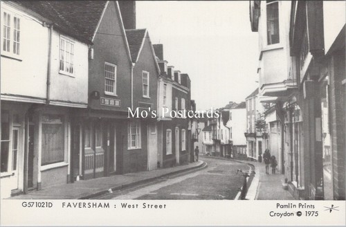 Kent Postcard - West Street, Faversham  SW17701 - Picture 1 of 2