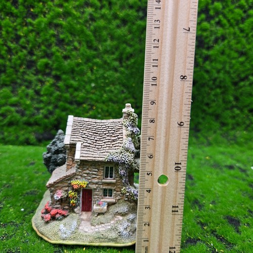 Liliput Gasse Windy Ridge Cottage Boxed with Urkunde 17th Century U1B1 - Bild 5 von 7