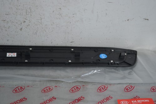 49471- Battitacco Anteriore Sx Kia Sorento BL dal 2002 al 2009 Cod 858812P100VA - Foto 7 di 7
