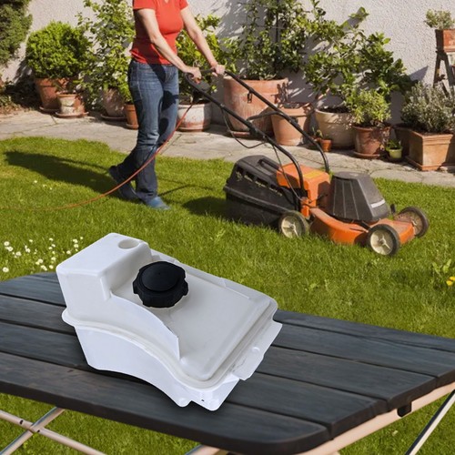 Cost effective Bulk Packaging of Fuel Tank for Lawn Tractor Maintenance - Bild 5 von 18