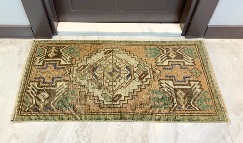 2x3 Pink Vintage Doormat, Turkish Rug, Small Rug, Handmade Wool Rug, Bath Decor - Picture 5 of 9