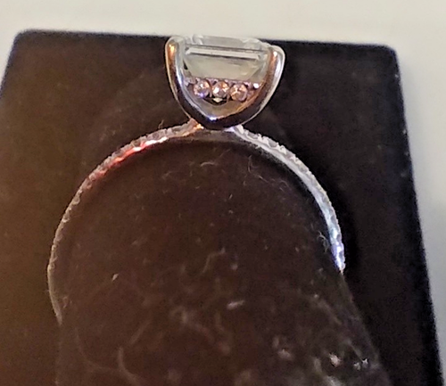 Princess Cut One Carat Diamond Engagement Ring 2.7 Gram Size 7 Side Diamonds - Picture 12 of 21