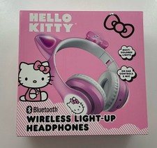  NEW Sanrio Hello Kitty Pink Wireless Light-Up Headphones for Kids W/ Box
