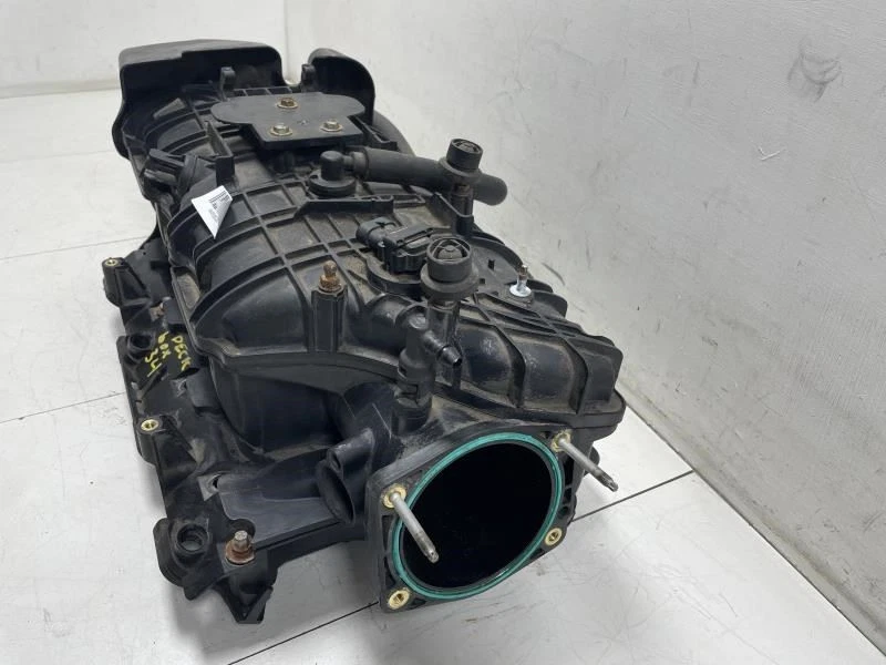 Cadillac Escalade 2007 esv colector de admisión compatible con 07-08 Avalanche 1500 OEM+ Foto 2 de 4