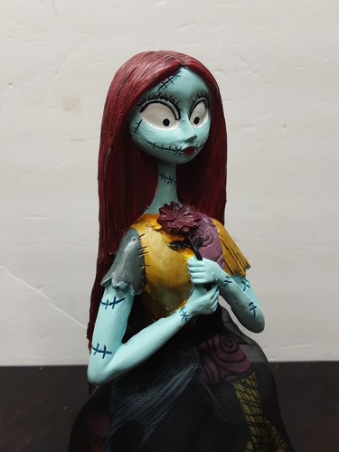 RARO Walgreens "Pesadilla antes de Navidad" SALLY 12" Estatuilla Escultura  - Imagen 7 de 7
