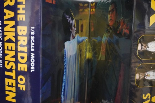 X-PLUS 1/8 Scale Model Kit Set - Bride of Frankenstein & Bela Lugosi Dracula NEW - Picture 10 of 12
