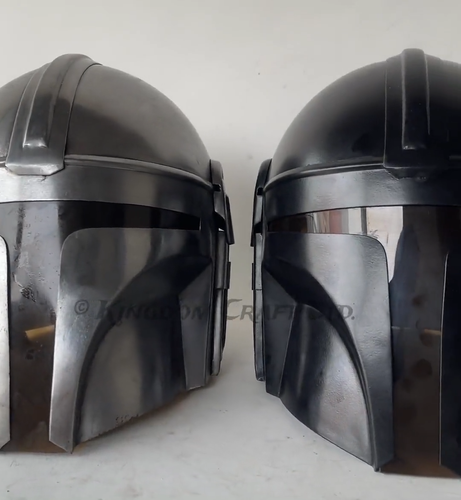 Silberner Mandalorianer Helm Star War Handarbeit mit Ständer Halloween... - Video 1 von 1