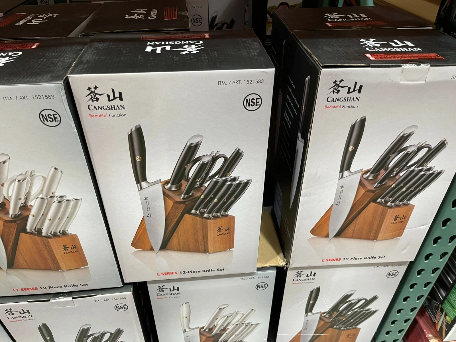 Cangshan L Series 12 Piece High Alloy German Steel Forged Knife Set Black 102607
Opens in a new wind