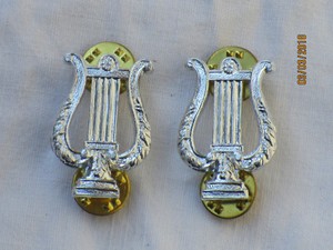 British-Army-School-of-Music-Collar-Badges-Anodised-Aluminium-Staybright
