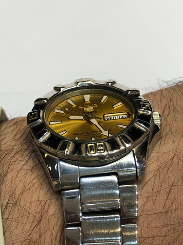 SEIKO 5 SPORTS 7S36-O4L2 MENS AUTOMATIC STAINLESS STEEL WATCH - Picture 19 of 23