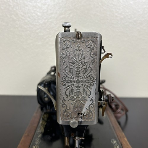 Antiguo catálogo de máquinas de coser Singer BT7 vintage con estuche - probado funcionando - Imagen 18 de 24