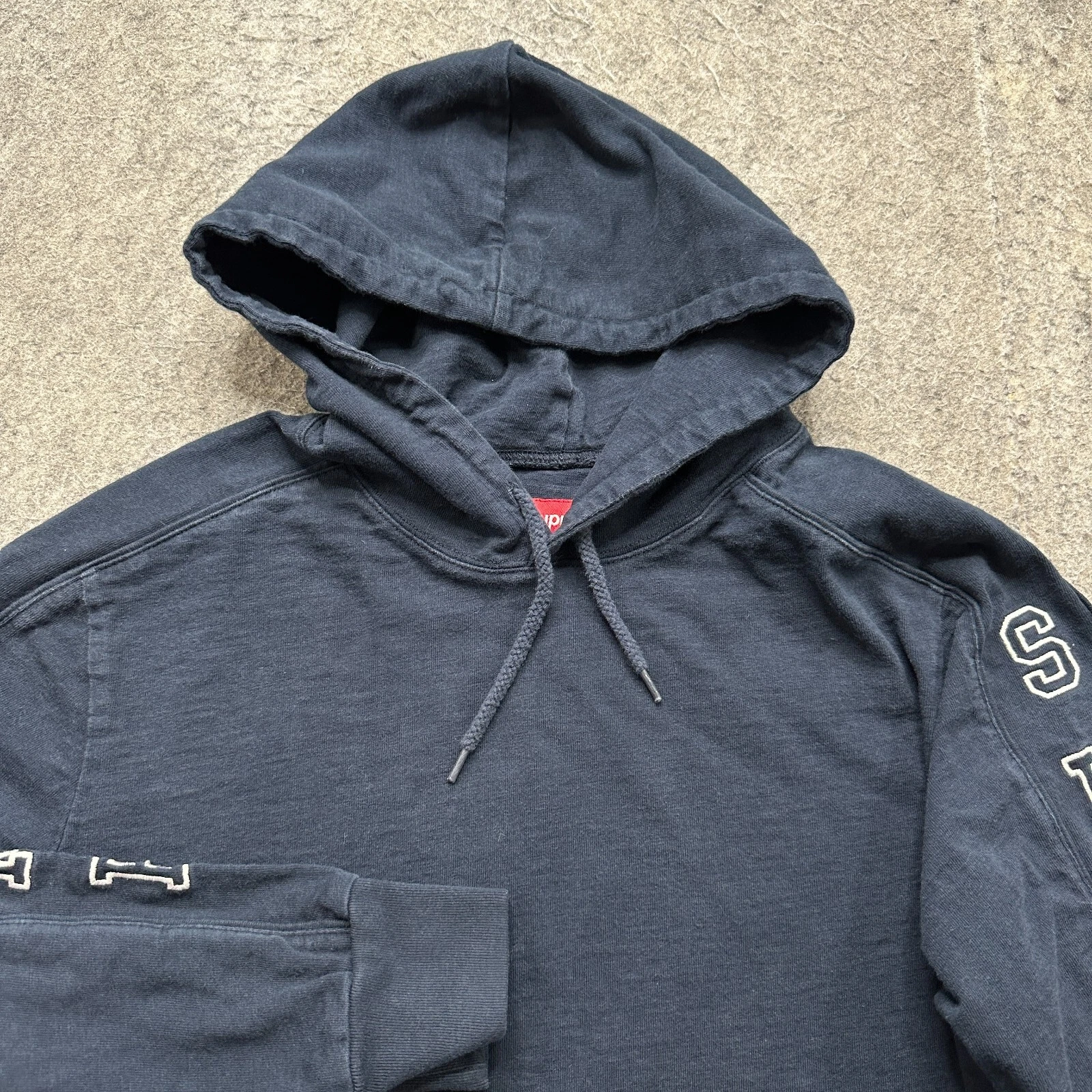 Pull Supreme Sweat à Capuche Homme M Bleu Brodé Bras Logo French Terry