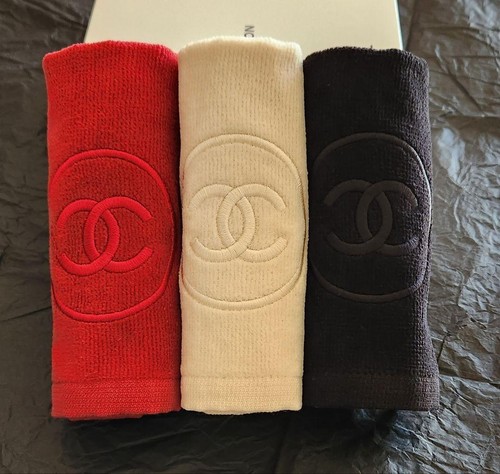 Chanel novelty towel LA COLLECTION Set of 3 Red Black White 30cm×30cm New - 第 4/8 張圖片