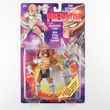 Cracked Tusk - Aliens vs. Predator - Kenner - NOC - 1993