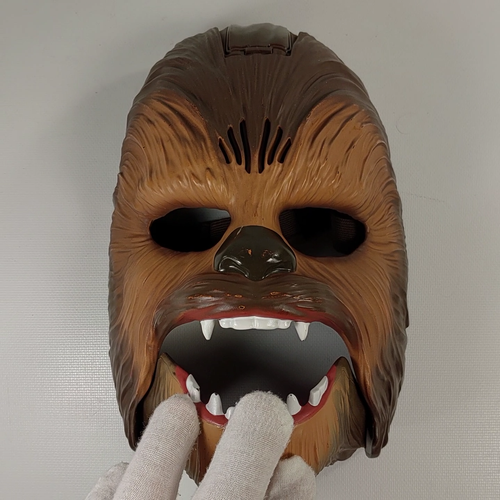 Star Wars CHEWBACCA MASK Electronic Talking Wookie Sounds 2015 Hasbro Working - Video 1 von 1