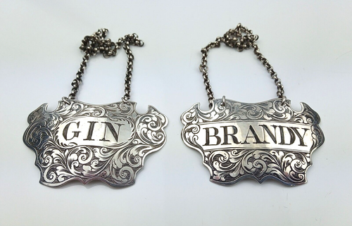 PAAR VIKTORIANISCHE GEORGE UNITE GRAVIERTE SILBER GIN & BRANDY DEKANTER ETIKETTEN HM 1843 - Bild 2 von 7