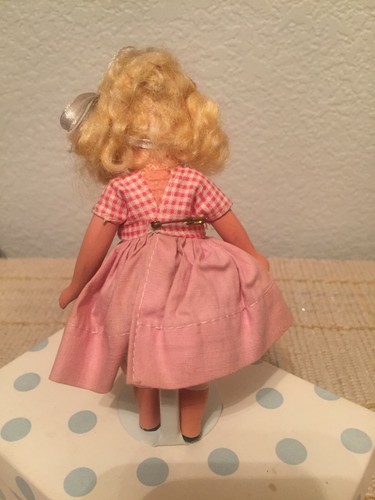 "Muñeca Nancy Ann Storybook ~ #117 días escolares, días escolares bisque JT 5,5" - Imagen 5 de 5