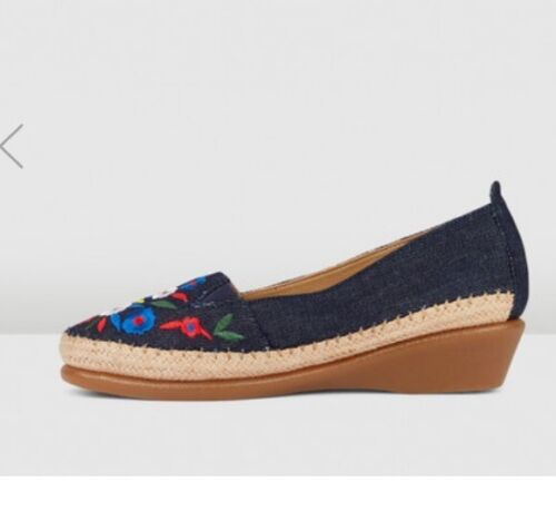 HUSH PUPPIES Sz 37 Tune Denim Embroidery Flat Wedge Shoes Slip On - Picture 3 of 9