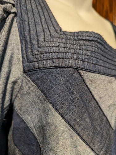 ANTHROPOLOGIE Love The Label Chambray Chevron azul bata campesina top denim M 4D - Imagen 7 de 9
