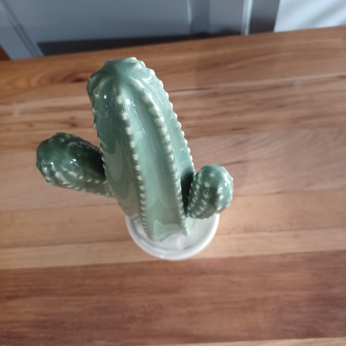 Ceramic Cactus in Pot Green and White 8" Decorative Succulant Southwest Home - Picture 5 of 8