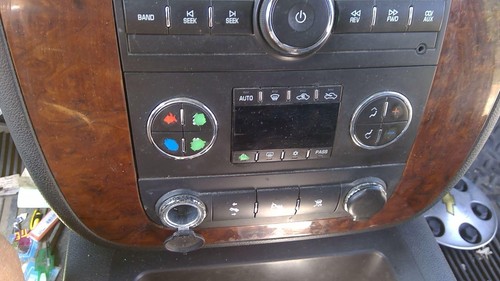 2007 2008 2009 2010 2011 CHEVY SILVERADO 1500 Heater A/c Control - Picture 2 of 2