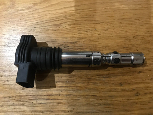 AUDI VW SEAT SKODA GENUINE IGNITION COIL PACK 06A905115D 06A 905 115D - Foto 1 di 2