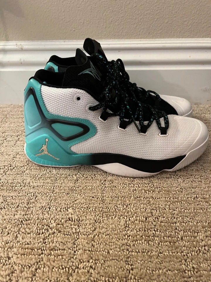 Size 11.5 - Jordan Melo M12 Hyper Jade Great Condition - Image 2 of 4