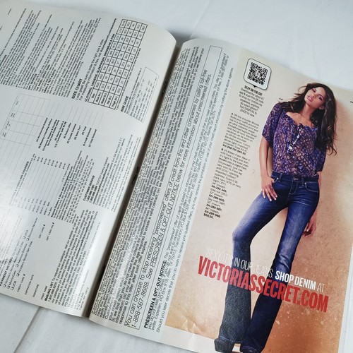 Victoria's Secret Catalog Fall Casual 2012 Vol 1 No 2 Erin Heatherton - Picture 3 of 8