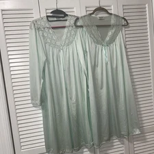 Vanity Fair Robe & Nightgown Set Mint EXCELLENT Small 2 Piece 30-767 Made USA
