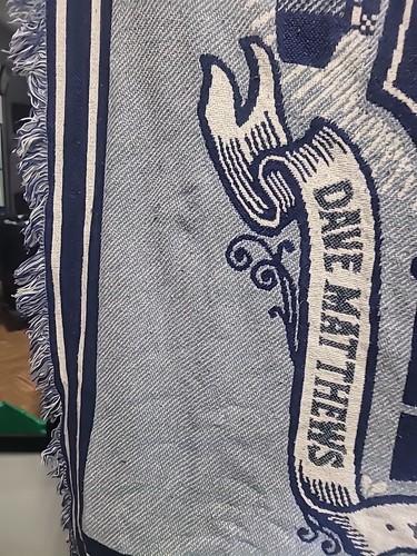 Dave Matthews & Tim Reynolds VIP Blanket/Throw - 2017 - Picture 5 of 7